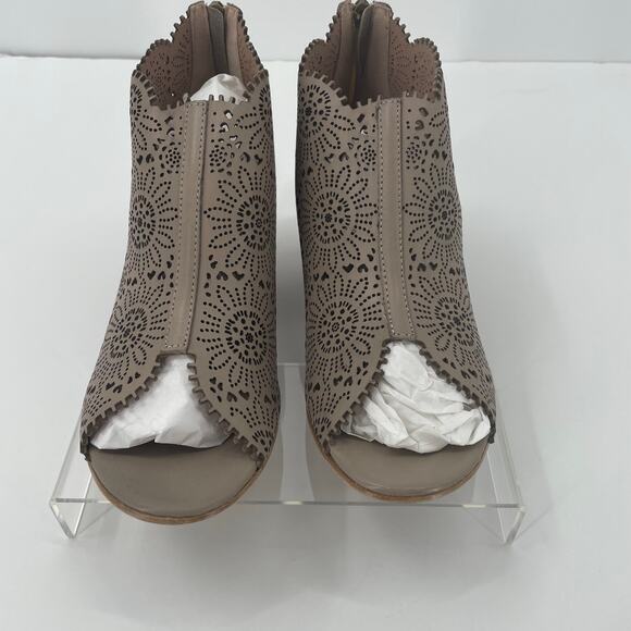 New Sundance Women's Penelope Bootie Sandals, Floral Cut-Out, Sz 37 Comfort Boho - Picture 6 of 15